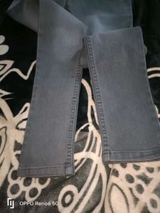 Gray High-Waisted Jeans