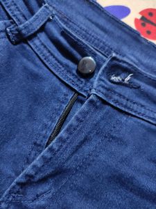 SALE TILL 5AM Levi&#39;s jeans
