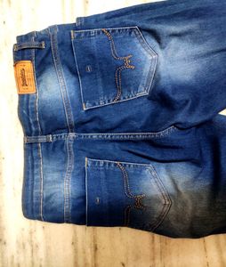 Woman Blue  Jeans, Size 28 , No Flaws , Good Condi