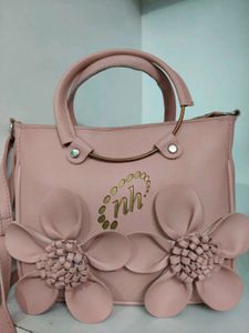 ADORABLE SLINGBAG FOR WOMEN