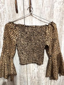 Leopard Print Bell Sleeve Crop Top