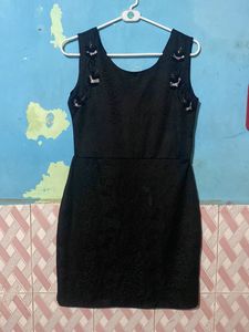 Black One Piece H. Or Bhut Acha H.