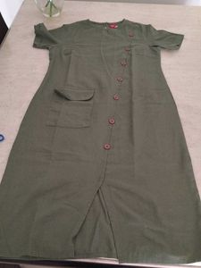 Smart Olive Dress With No Flaws