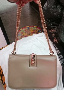 VALENTINO GARAVANI Elegant Shoulder Bag