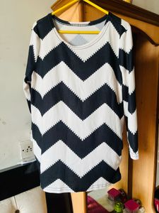 Black & White Print Top
