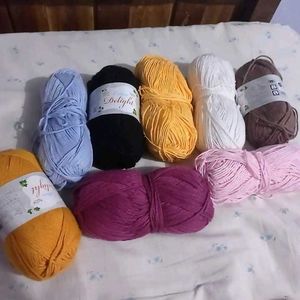 About 700 G Crochet Yarn