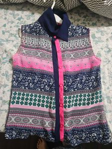 Vintage Style Floral Print Top