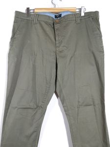 Olive Green Casual Slim Fit Trousers(Women&#39;s)