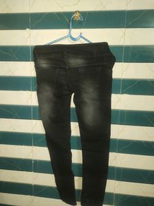 Damage Jeans Black Colour