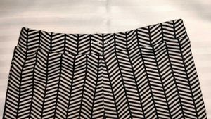 PATTERNED FLARE PANTS