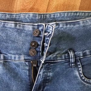 Stylish High Waisted Jeans