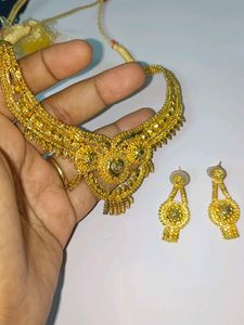 Gold-toned Necklace &amp; Earring Set