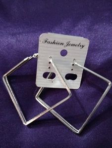 Partywear Earning