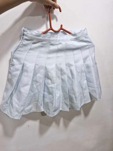 Forever21 pleated Aline skirt with shorts