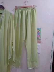 beautiful and elegant kurta set