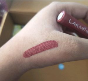 Lakme Nude Lip Stick