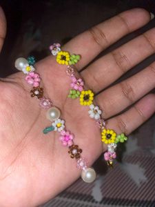 Floral Beaded Bracelet