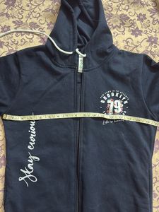 Unisex Winter Sweatshirt With Hoodie