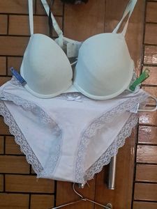 Combo Of  Six Branded   Like New  Bra N Panty