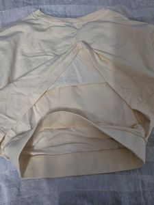 H&amp;M Cream Sleeveless Top