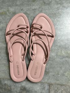 Vishudh Women Pink Solid Flats
