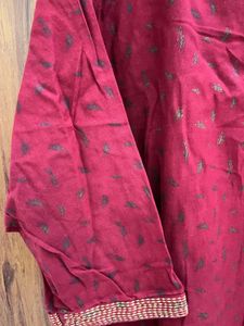 Avaasa Maroon Printed Kurta