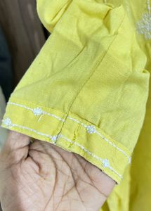 Avaasa Kurti