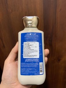 BATH &amp; BODY WORKS ICED SUGAR PLUM LOTION 236 ml