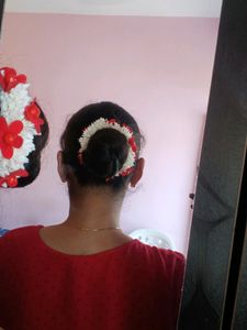 Premium Artificial Mogra Gajra For Bun With Rubber