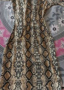 SNAKEPRINT BODYCON DRESS