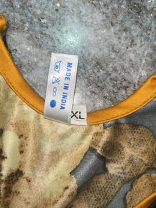 Beautiful Floral Black &amp; Golden Maxi