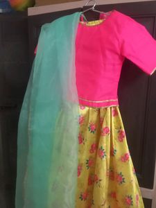 Traditional Lehenga Choli with dupatta for 8-10 yr