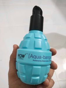 WOW Skin Science Aqua-banger Face Wash