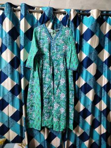 🌸Floral Print Green Dress