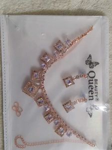 Sparkling Diamond Necklace Set