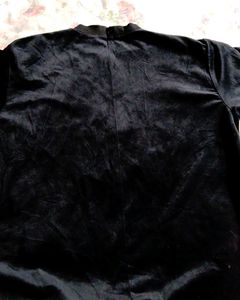 Black Graphic T-shirt