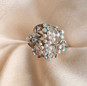 Sparkling Floral Ring pack of 1