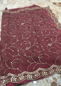 Elegant gold crush saree