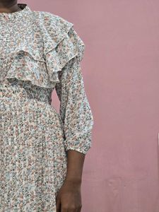 Floral Ruffle Detail Midi Dress