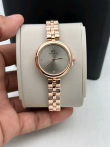 DW PREMIUM QUALITY ladies watch At SALE