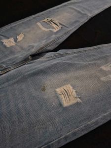 Adorable 30/32 Waist Girl&#39;s Jeans