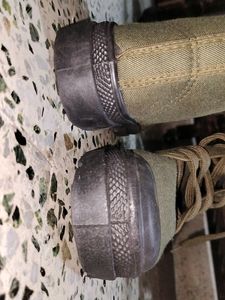 MILITARY GREEN CHELSEA BOOTS
