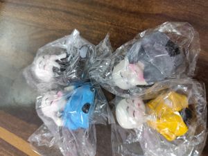 Pack Of 4 Monk Showpiece