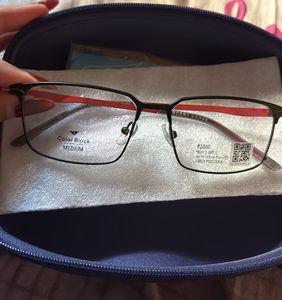 BACK FULL RIM RECTANGLE VINCENT CHASE EYEGLASSES