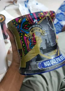 Mono. Fill Gold String Kite