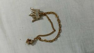 Crown Chain Broach