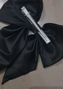 Chic Black Bow Hair Clip