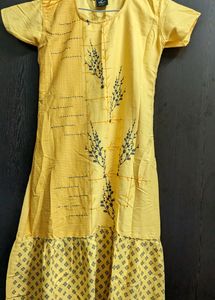 Pretty Yellow Kurti
