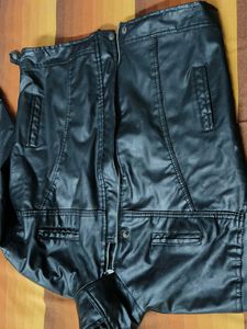 Men Classic Black Leather Jacket