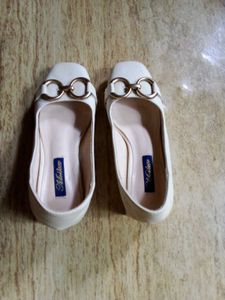 Beige Heel